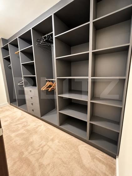 Apartament cu 2 camere semidecomandat, mobilat în Semicentral