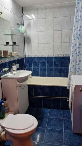 Apartament cu 2 camere decomandat în Apărătorii Patriei