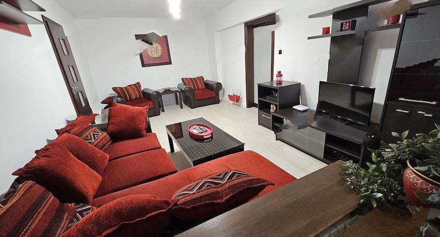 Apartament cu 2 camere semidecomandat, mobilat în Unirii
