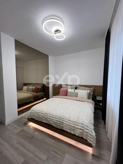Apartament cu 2 camere decomandat, mobilat în Prelungirea Ghencea