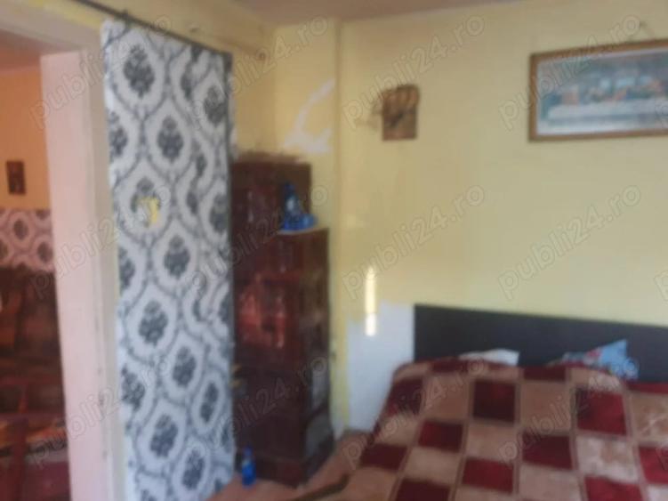 Casă cu 6 camere cu Teren 125 Mp în Central