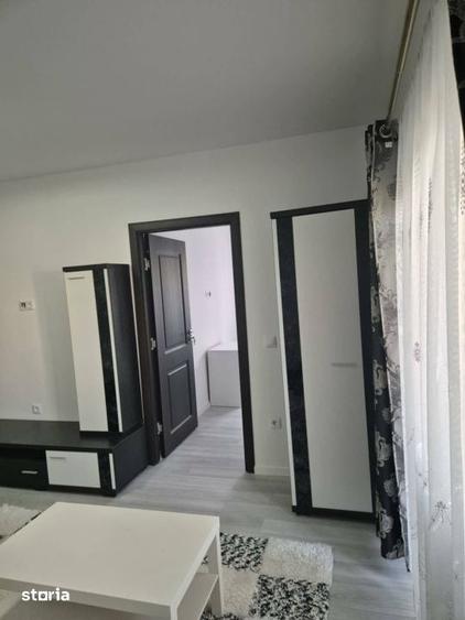Apartament cu 2 camere semidecomandat în Republicii