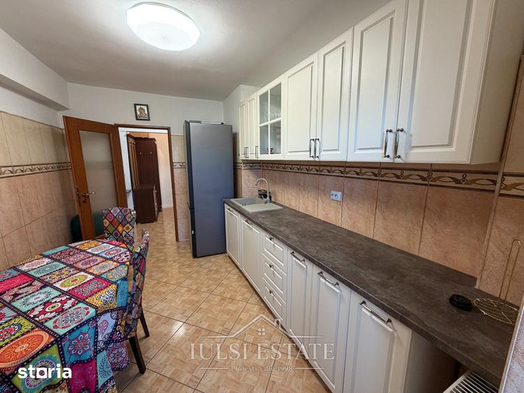 Apartament cu 3 camere decomandat în Cantacuzino
