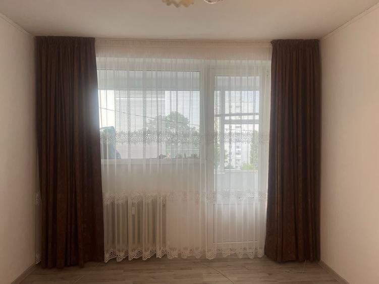 Apartament cu 3 camere decomandat în Pantelimon