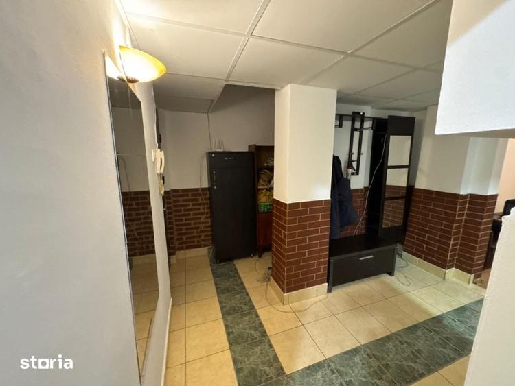 Apartament cu 2 camere, mobilat în Victoriei