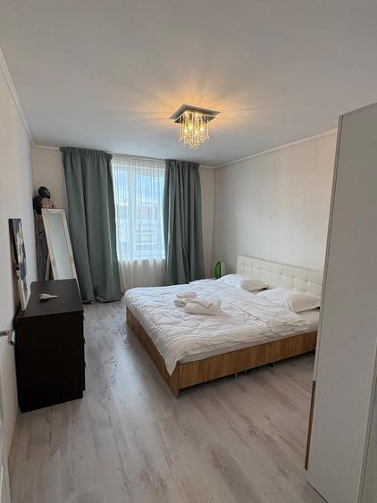 Apartament cu 3 camere,2 balcoane,parcare,zona Tineretului - 9