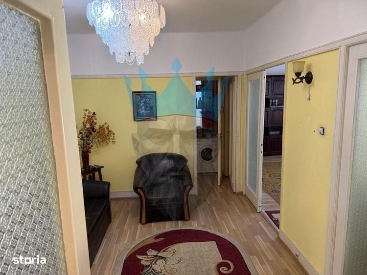Apartament cu 3 camere în P-ța Rosetti