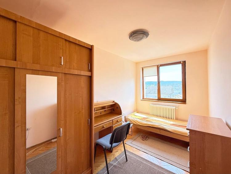 Apartament cu 3 camere decomandat în Grigorescu