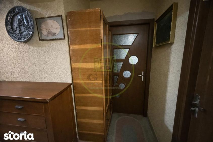 Apartament cu 4 camere semidecomandat în Lăpuș Argeș