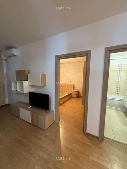 Apartament cu 2 camere semidecomandat, mobilat în Sebastian