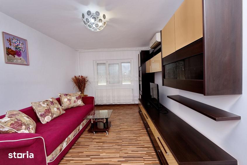 Apartament cu 2 camere în Micro 17