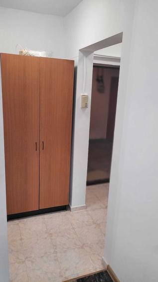Garsonieră decomandată în Tineretului