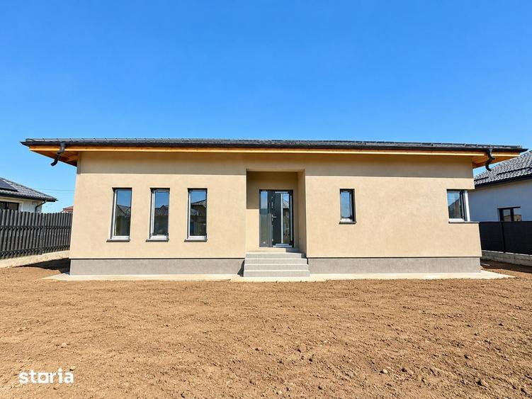 Casă cu 4 camere cu Teren 400 Mp în Dancu
