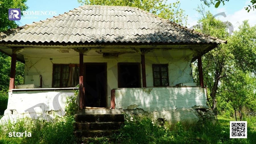 Casă cu 2 camere în Oprești