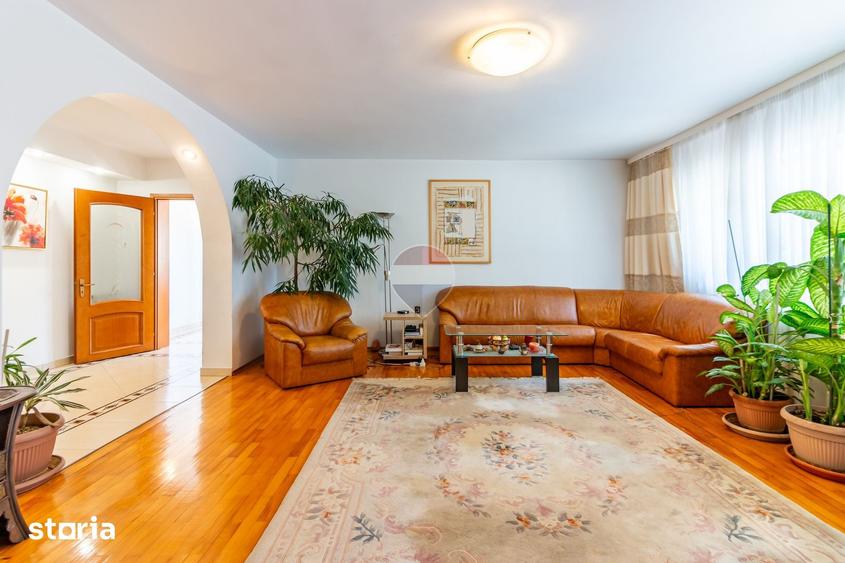 Casa / Vila cu 6 camere de vanzare Chiajna /Rosu - 6