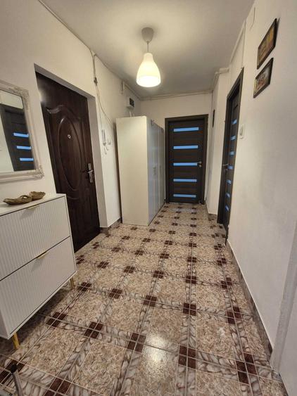 Apartament cu 2 camere decomandat în Sebastian