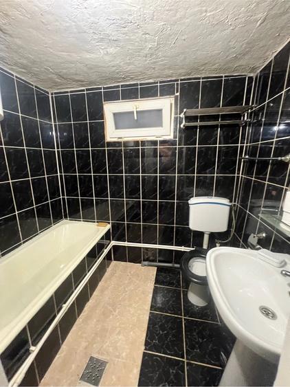 Casă cu 2 camere cu Teren 220 Mp în Schela