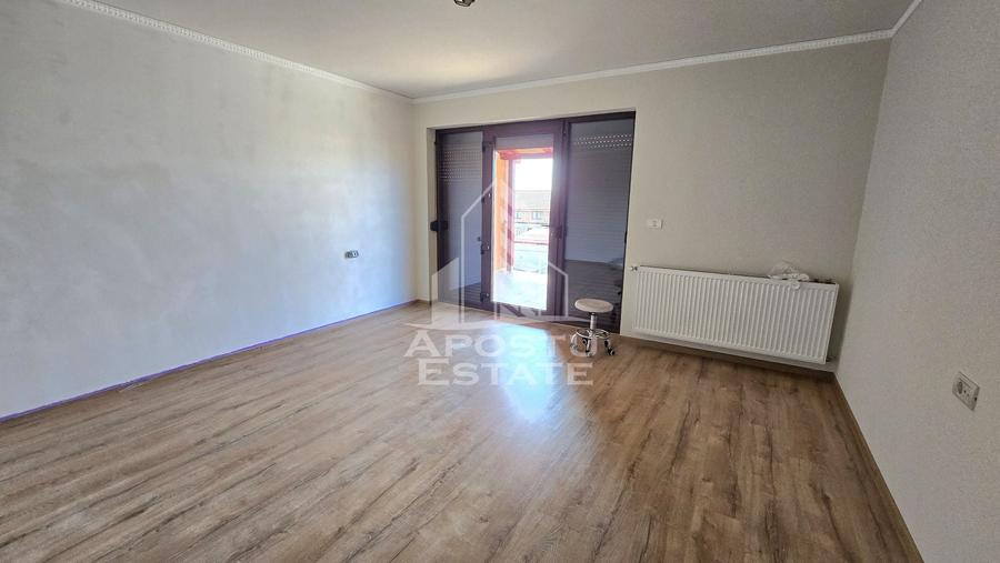 Duplex cu 5 camere cu Canalizare în Giarmata