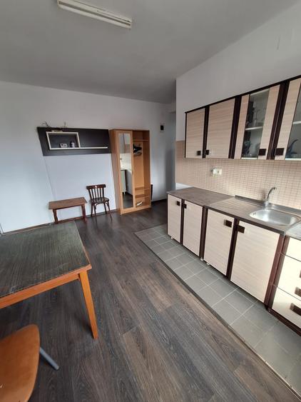 Apartament cu 2 camere decomandat în Dacia
