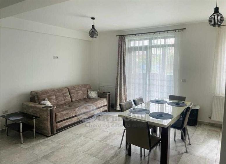 Apartament cu 3 camere decomandat în Aeroport