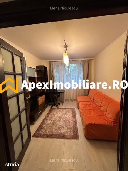 Apartament cu 4 camere decomandat în Drumul Taberei