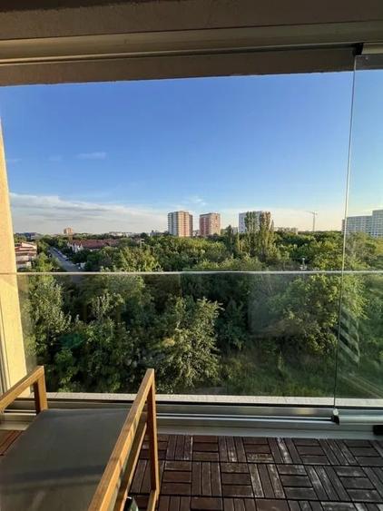 Apartament cu 3 camere decomandat în Drumul Taberei