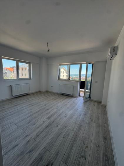 Apartament cu 2 camere decomandat în Miroslava