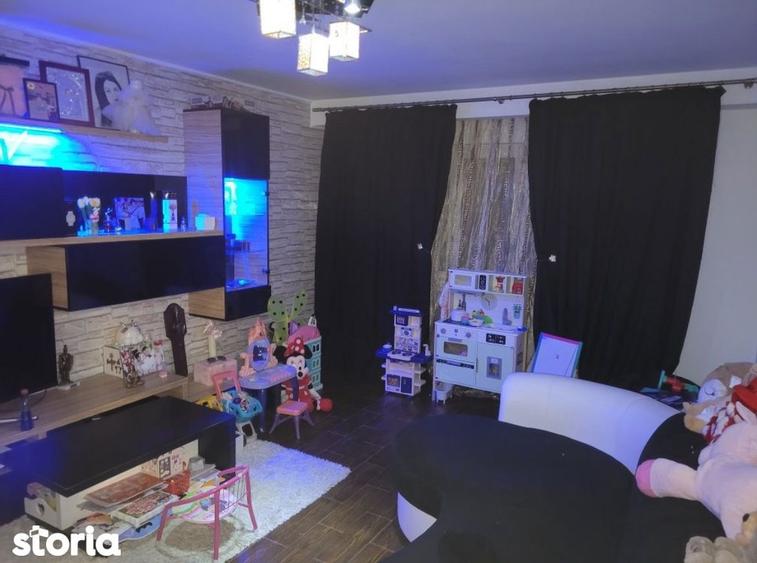Apartament cu 2 camere decomandat, mobilat în Radu Negru