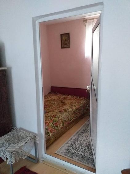 Casă cu 7 camere cu Teren 1000 Mp în Central