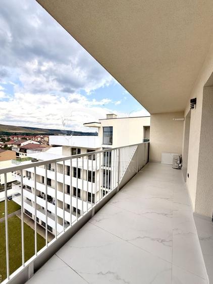 Apartament cu 2 camere decomandat, mobilat în Florești