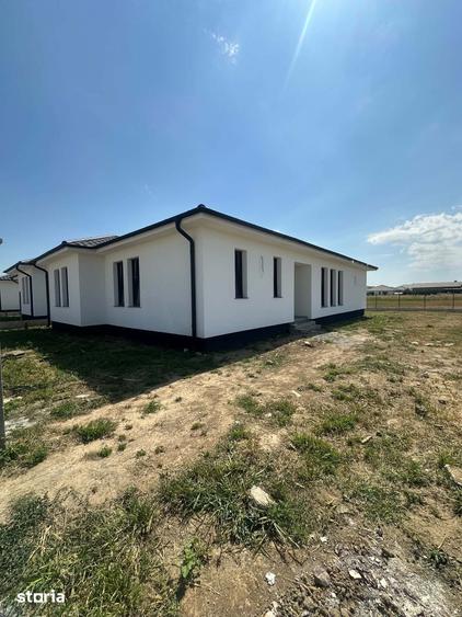 Casă cu 4 camere cu Teren 480 Mp în Central