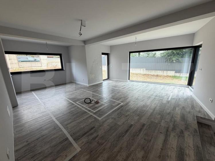 Casa individuala, 252 mp, teren, 800 mp, zona Burdujeni - 13