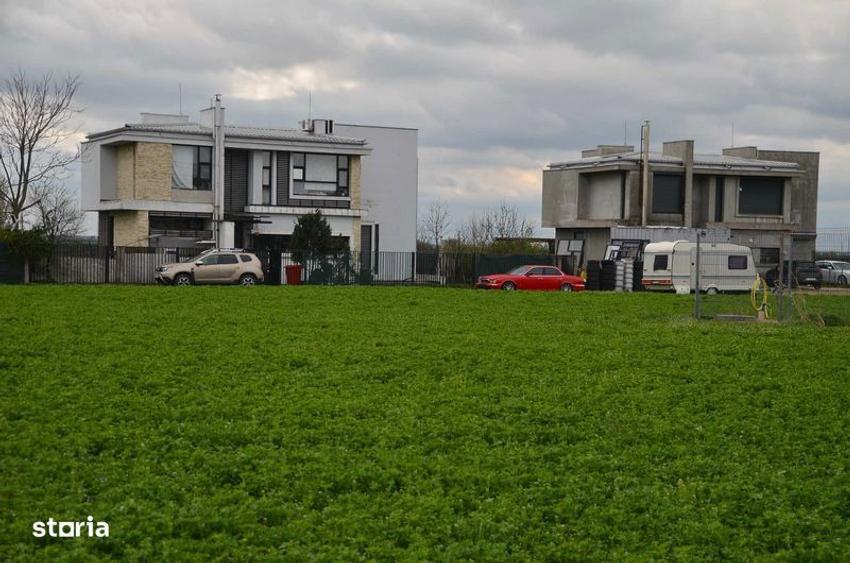 Teren de 638 mp, în Ștefăneștii de Jos