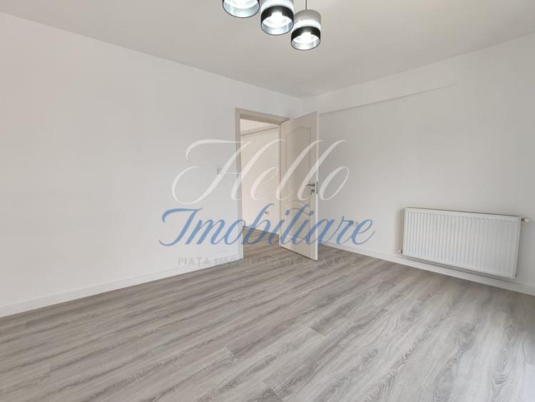 Apartament cu 3 camere semidecomandat în Dâmbul Rotund