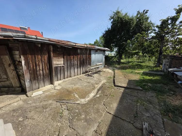 Casă cu 3 camere cu Teren 348 Mp în Central