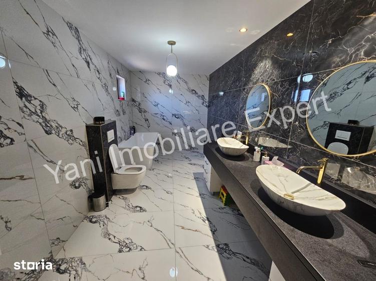 Casă cu 5 camere cu Teren 3600 Mp în Albești