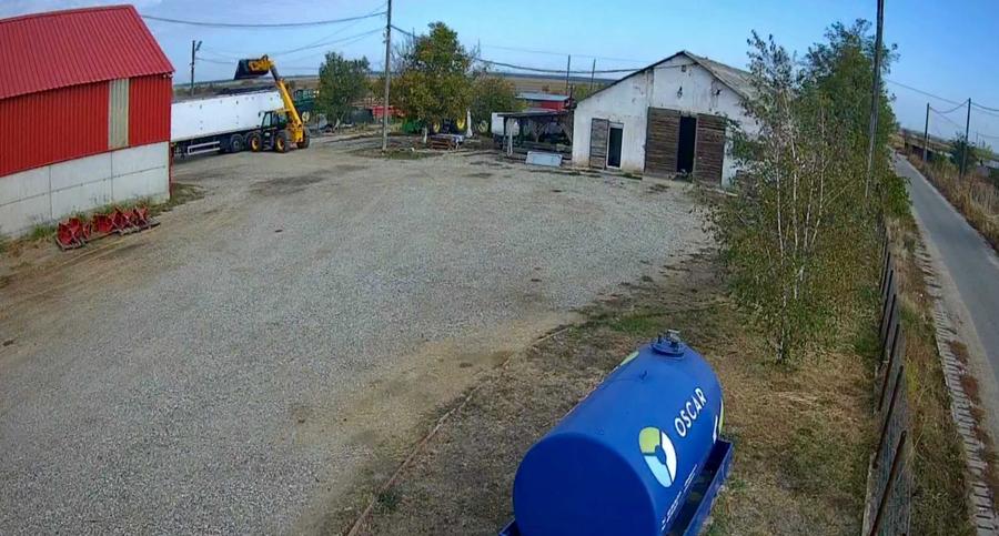Spațiu comercial, în Cartojani