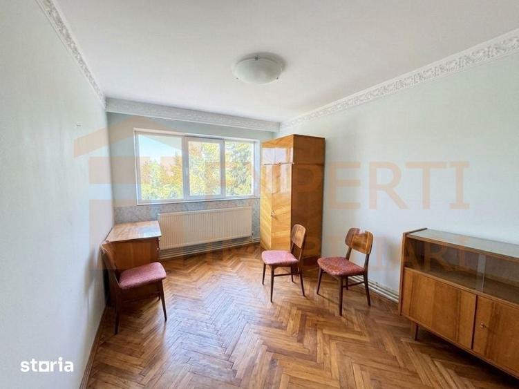 Apartament cu 2 camere semidecomandat în Far