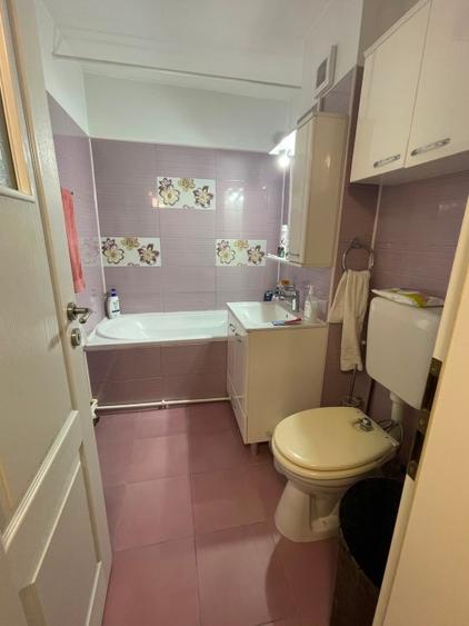 Apartament cu 2 camere decomandat în Inel I