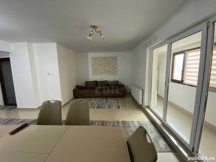 Apartament cu 3 camere semidecomandat în Florești
