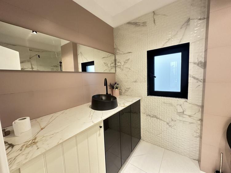 Apartament cu 3 camere decomandat, mobilat în Domenii