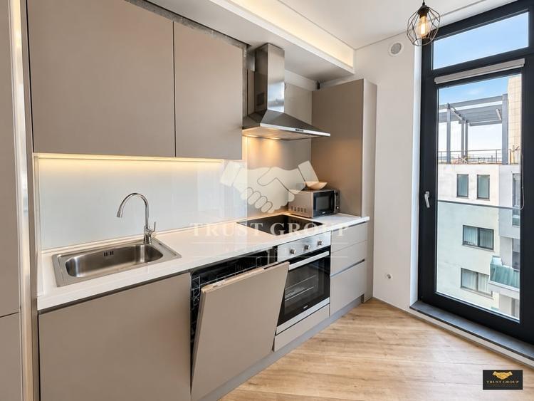 Apartament cu 2 camere semidecomandat, mobilat în Floreasca