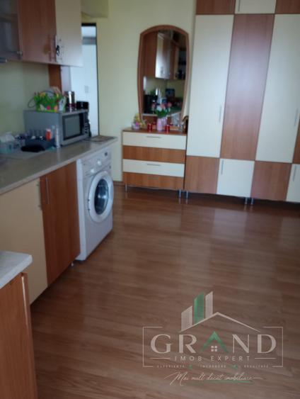 Apartament cu 2 camere decomandat, mobilat în Zorilor