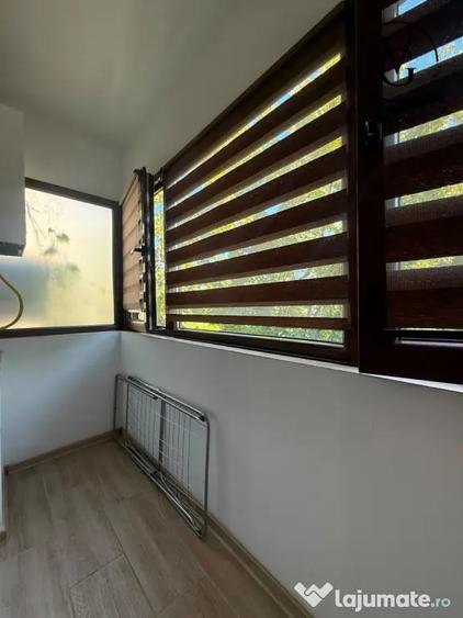 Apartament cu 3 camere decomandat în Faleza Nord