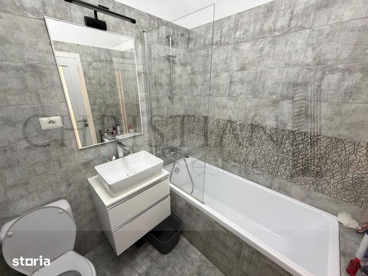 Apartament cu 2 camere decomandat în Valea Oltului
