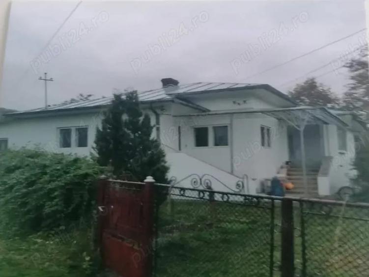 Casă cu Teren 1000 Mp în Posești