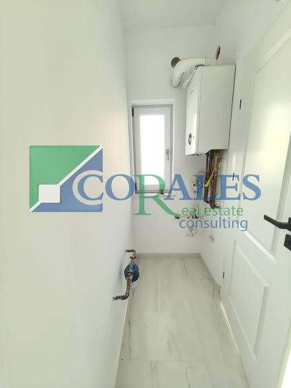 Duplex cu 5 camere cu Canalizare în Ghiroda