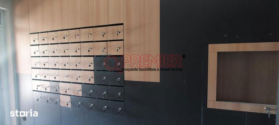 Apartament cu 3 camere în Metalurgiei