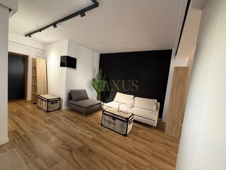 Apartament cu 2 camere semidecomandat, mobilat în Calea Turzii