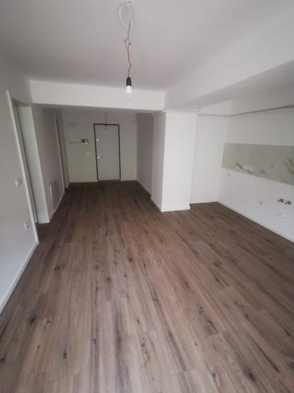 Apartament cu 2 camere în Țiglina 2